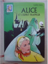 Avec Alice, tout baigne… dans le mystère !