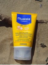 Le produit Mustela 50+ bébé-enfants voit double !